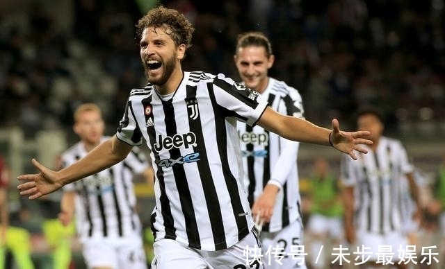 踢球者：博尼费斯体检出现右膝异常，AC米兰放弃签约