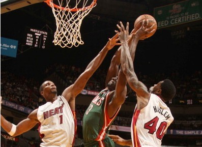 14年亚冠小组赛蒙哥马利曾作客工体